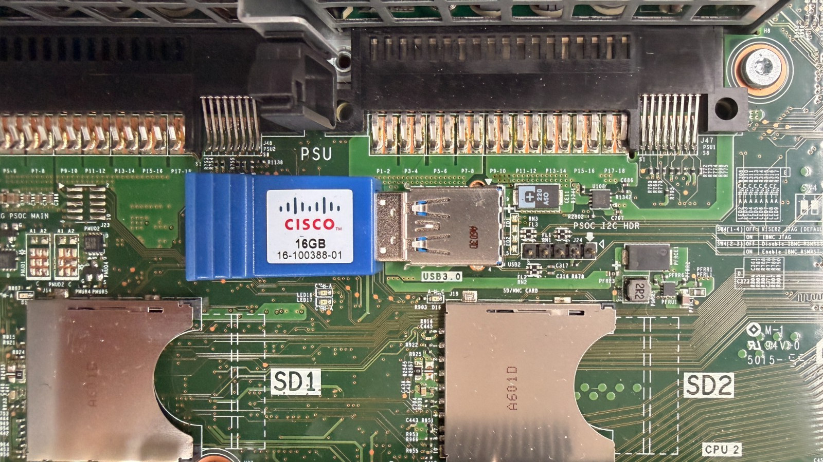 Cisco UCS C220 M4 Server |2 x Xeon E5-2609 V3 @1.9Ghz|16GB | No HDD | 2x PSU