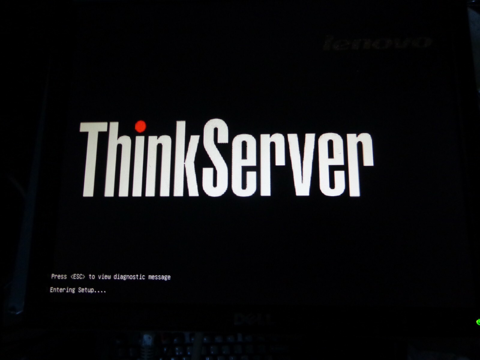 Lenovo ThinkServer RD530 2575A6U Xeon E5-2640 2.5Ghz 16GB RAM M 275-A6U Server