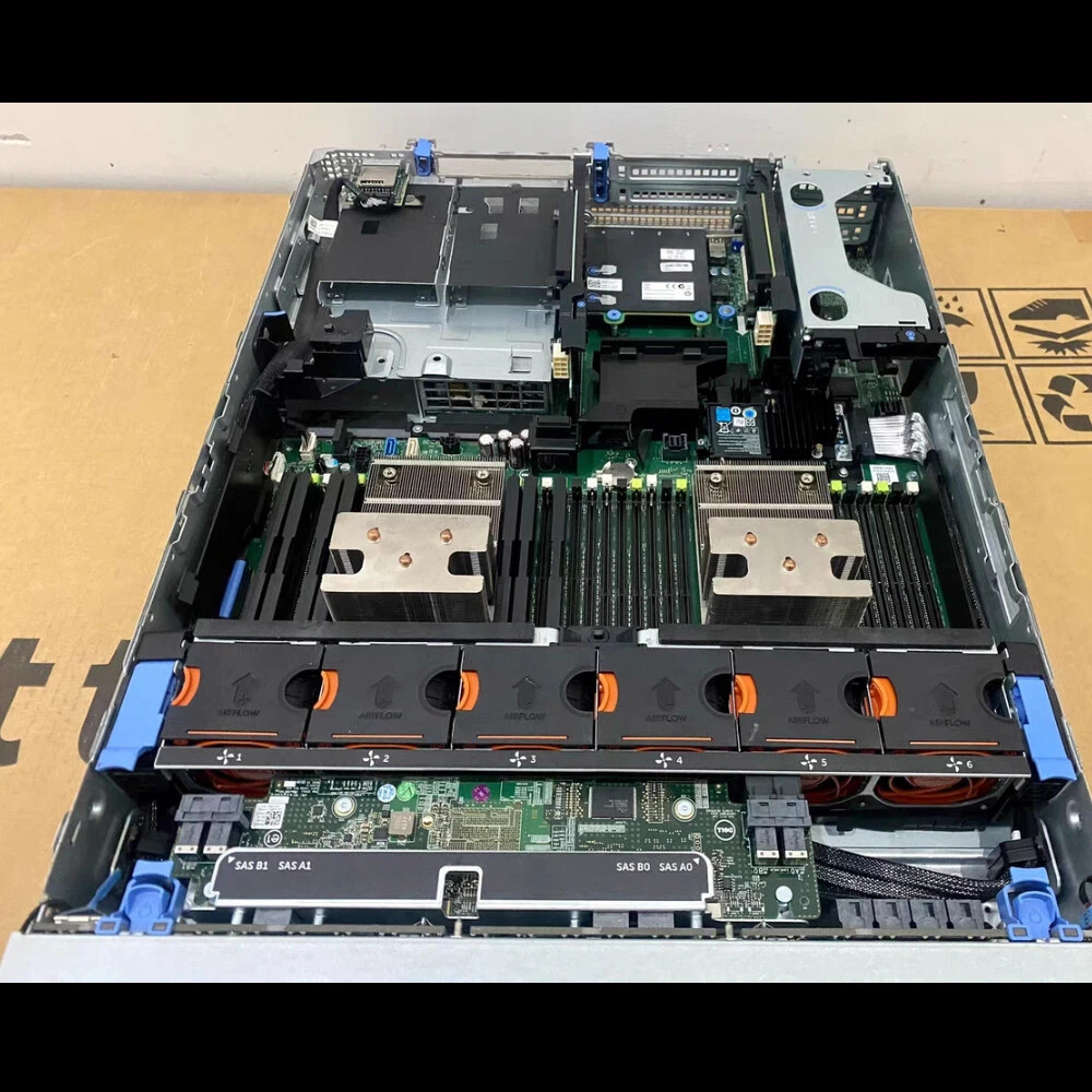 Dell R7515 Server 24X2.5″(12X NVME) ,AMD EPYC 7282 CPU，4x32G RAM ，40G NIC ,H730P