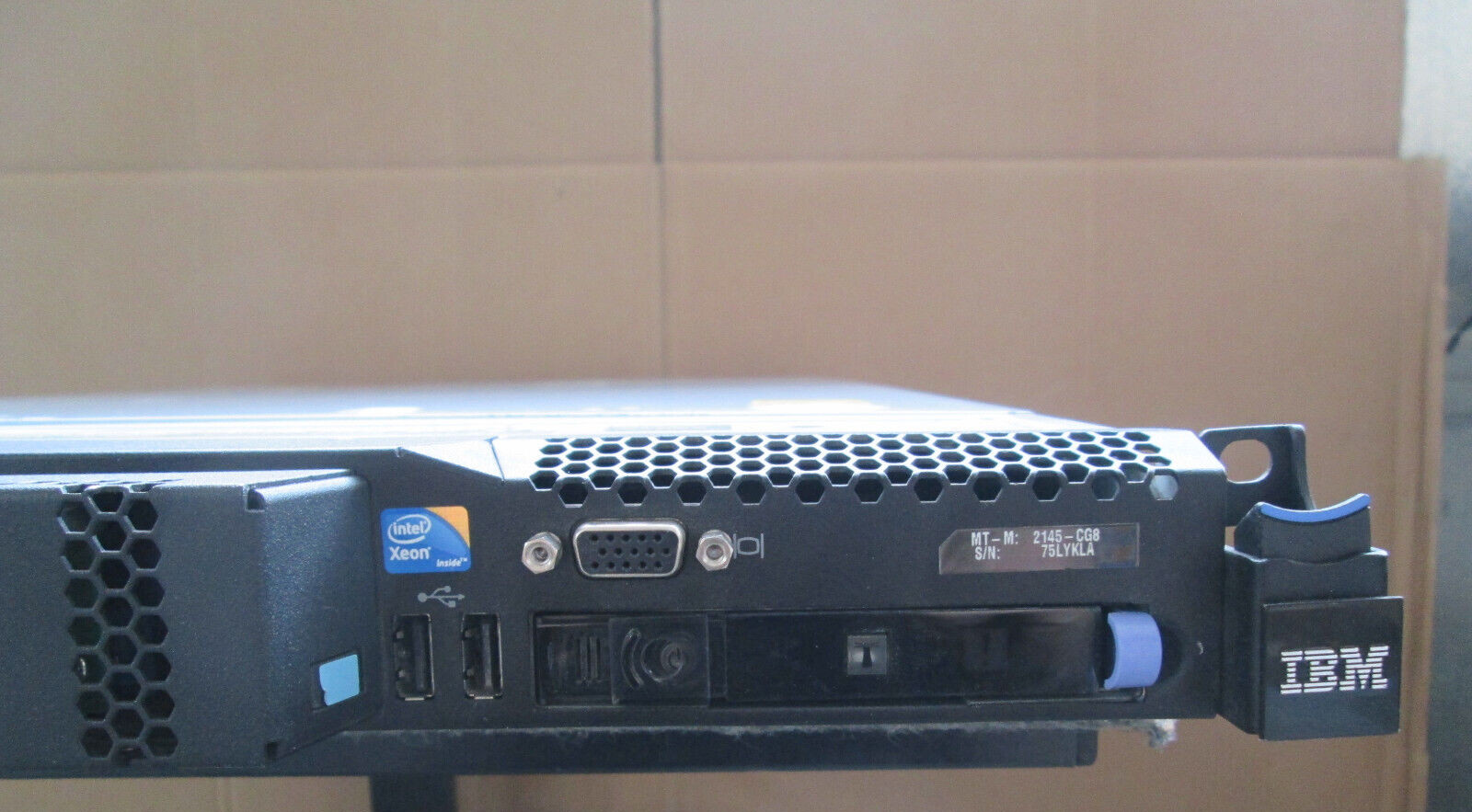IBM SVC 139340 System Storage 2145-CG8 / Intel Xeon E5630, 24GB RAM, No HDDs