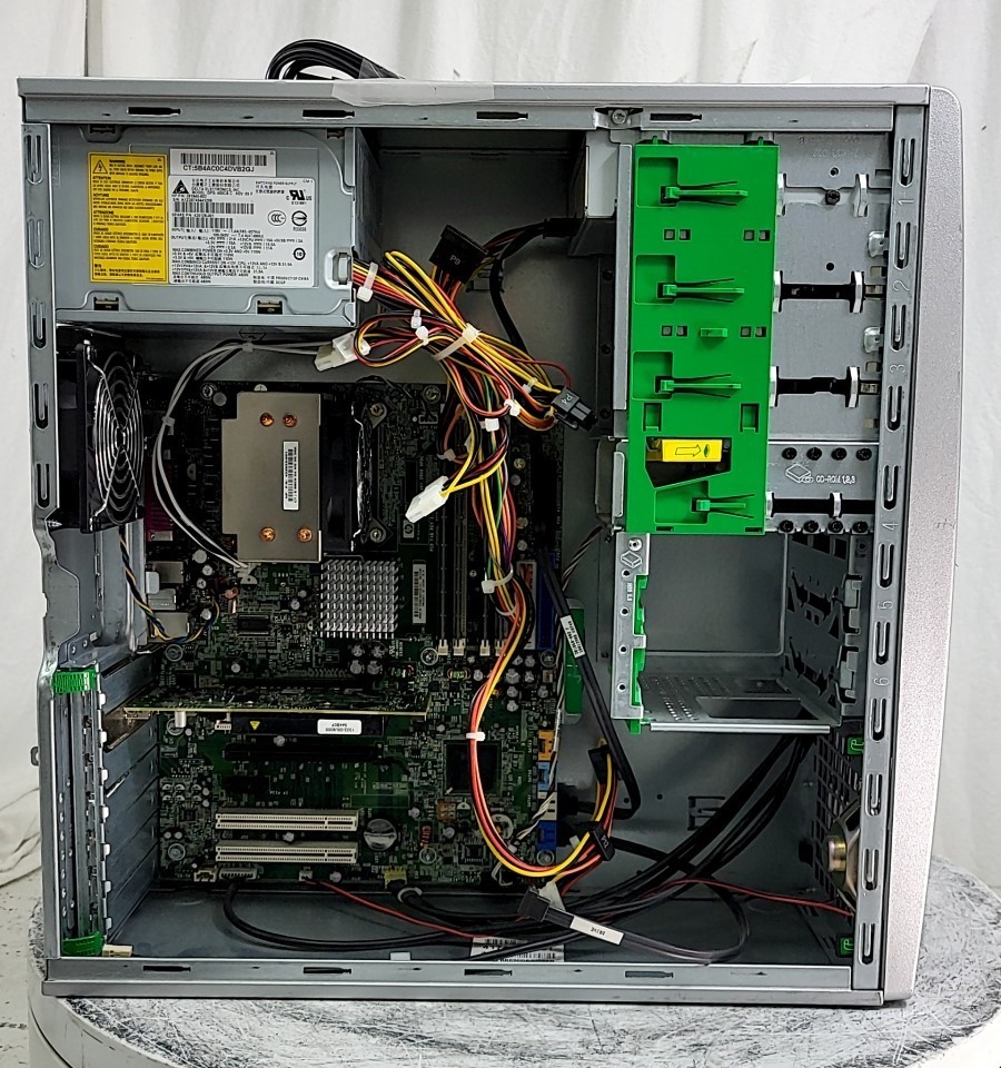 HP Workstation XW4400 GE505UP#ABA MINI TOWER Server CORE2 4300 8GB SEE NOTES