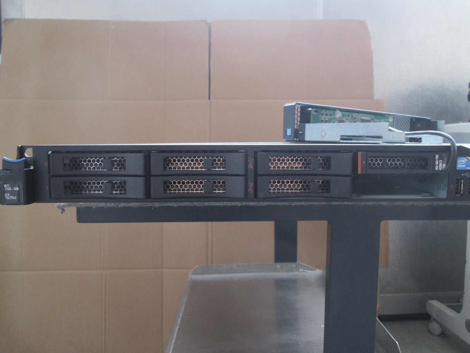 IBM SVC 139340 System Storage 2145-CG8 / Intel Xeon E5630, 24GB RAM, No HDDs