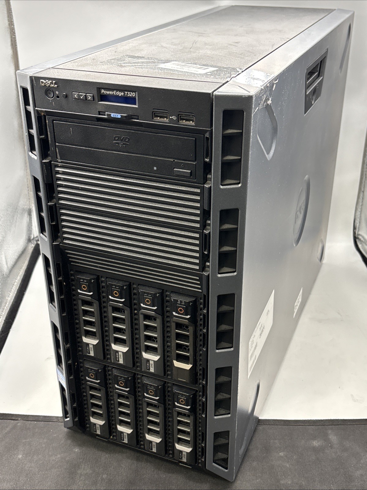 Dell PowerEdge T320 8×3.5″ Server E5-1410 2.80GHz 4GB RAM – NO HDD