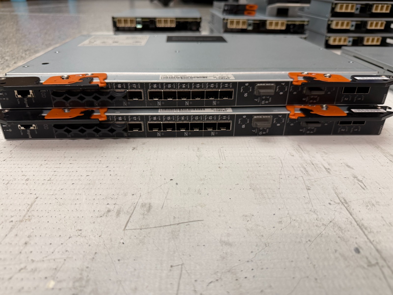 LENOVO FLEX SYSTEM FABRIC CN4093 10GB CONVERGED SCALABLE SWITCH 00VX275 00VX280