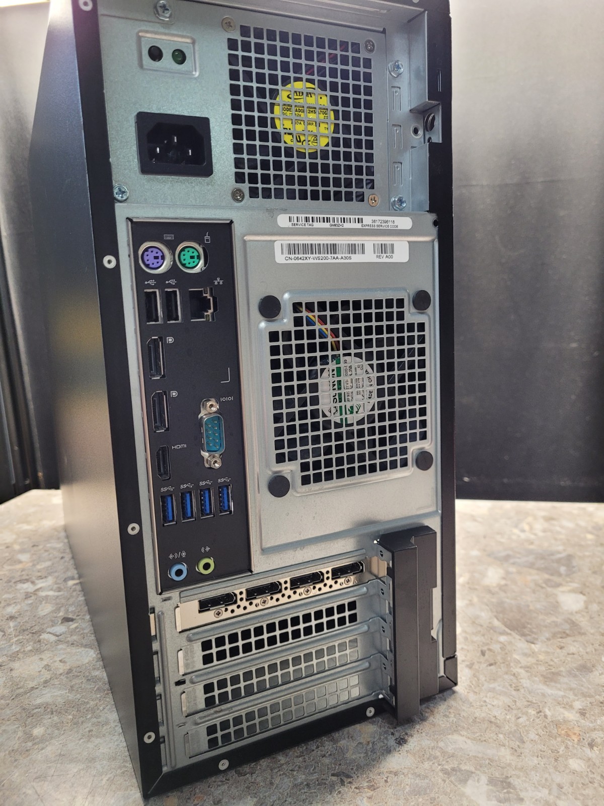 Dell PowerEdge T30 Tower Server (E3-1225v5, 16GB RAM, no OS/HDD) Quadro p4000