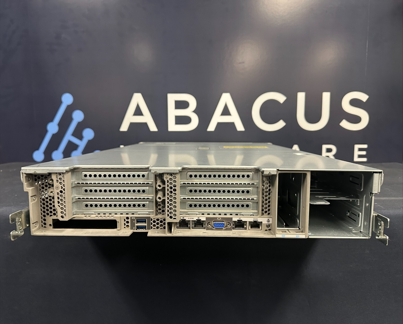 Cisco UCSC-C240-M5SX UCS C240 M5 24-Bay SFF 2U Rackmount Server CHASSIS ONLY