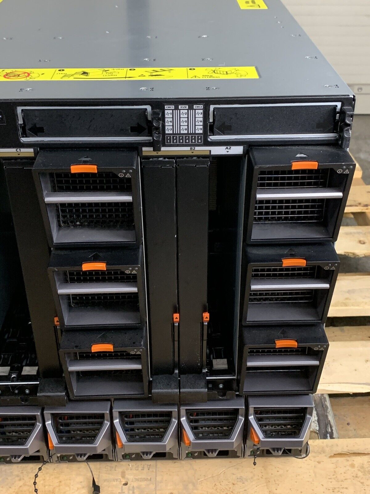 Dell PowerEdge M1000E 16x Slots Blade Server W/ 6x Power Supplies