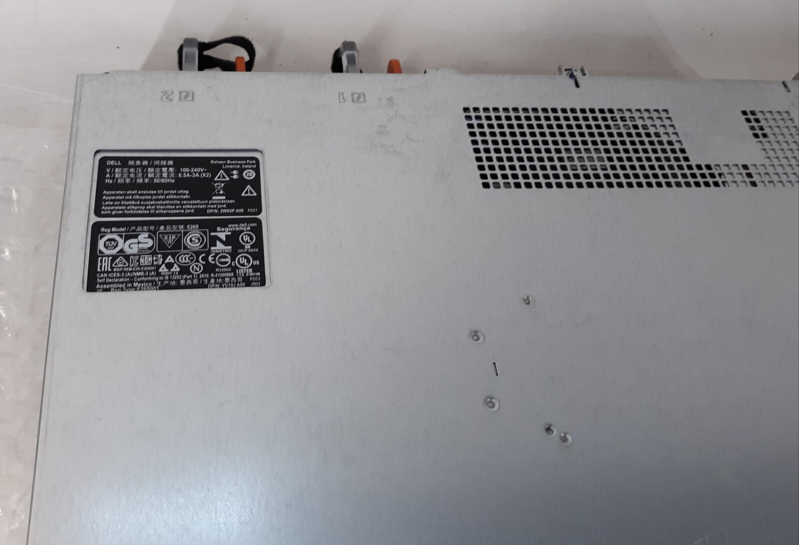 Dell PowerEdge R620 Server 2x Intel Xeon E5-2609 V3 NO RAM + HDD + CADDIES