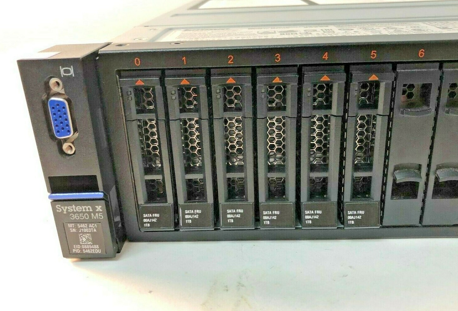 IBM X3650 M5, 2 X E5-2650 V3 2.3C,768GB RAM, DUAL 900W POWER,6 X 1TB HDD,32GB SD
