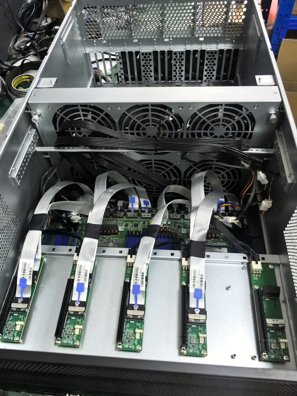 ASRock RACK TURIN2D24G-2L 7U PCIe 5.0 X16 Support AMD EPYC9004-9005 series New