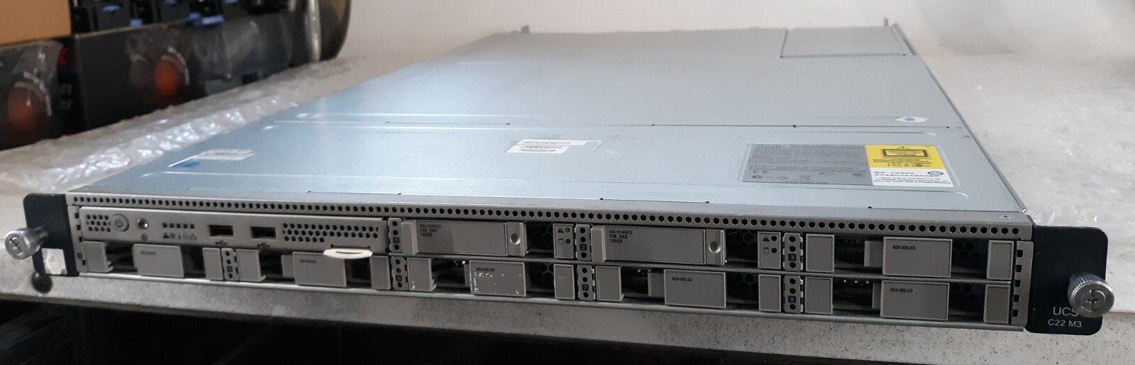 Cisco UCSC-C22-M3S V03 Server Intel Xeon E5-2440 NO RAM HDD w/ 1x 650w PSU