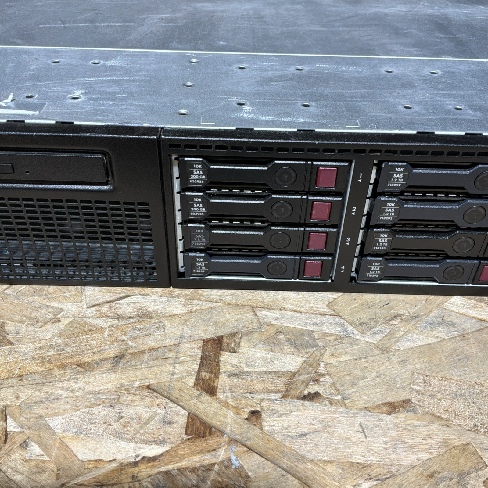 HP Proliant DL380p G8 2x E5-2670 v2 20-Cores 48gb 2x 300GB HD 6x 1.2TB C369
