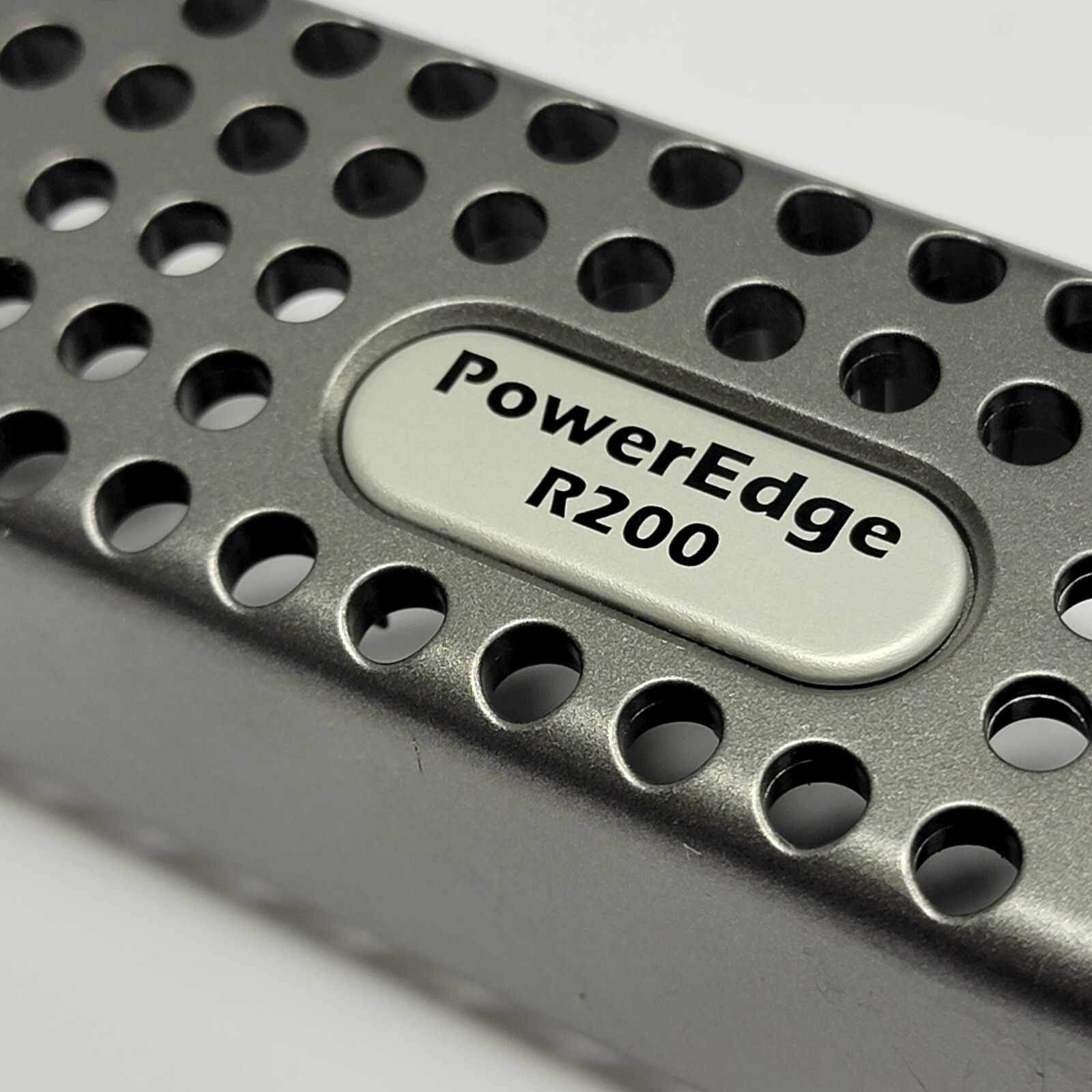 ORIGINAL REMOVABLE FRONT FACEPLATE BEZEL COVER – Dell PowerEdge R200 SVP