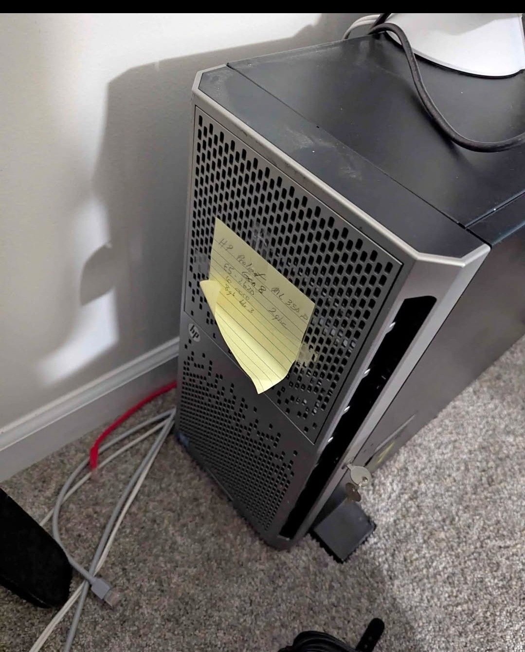 HP ProLiant ML350p G8 Tower Server 1x Xeon E5-2620 2GHz 8GB DDR3 RAM