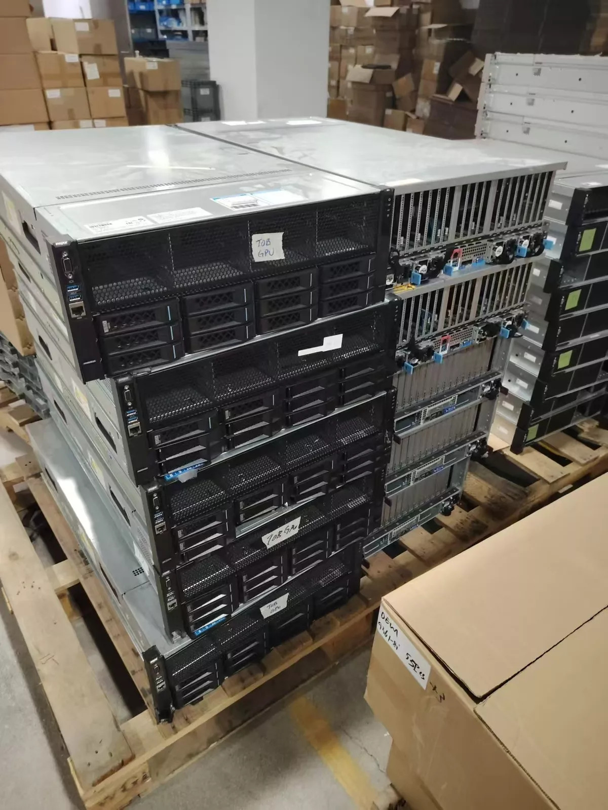 Inspur NF5468 M5 12X3.5″ 8GPU Server/2X Gold 6152 CPU /384G RAM/8X RTX4090 GPU