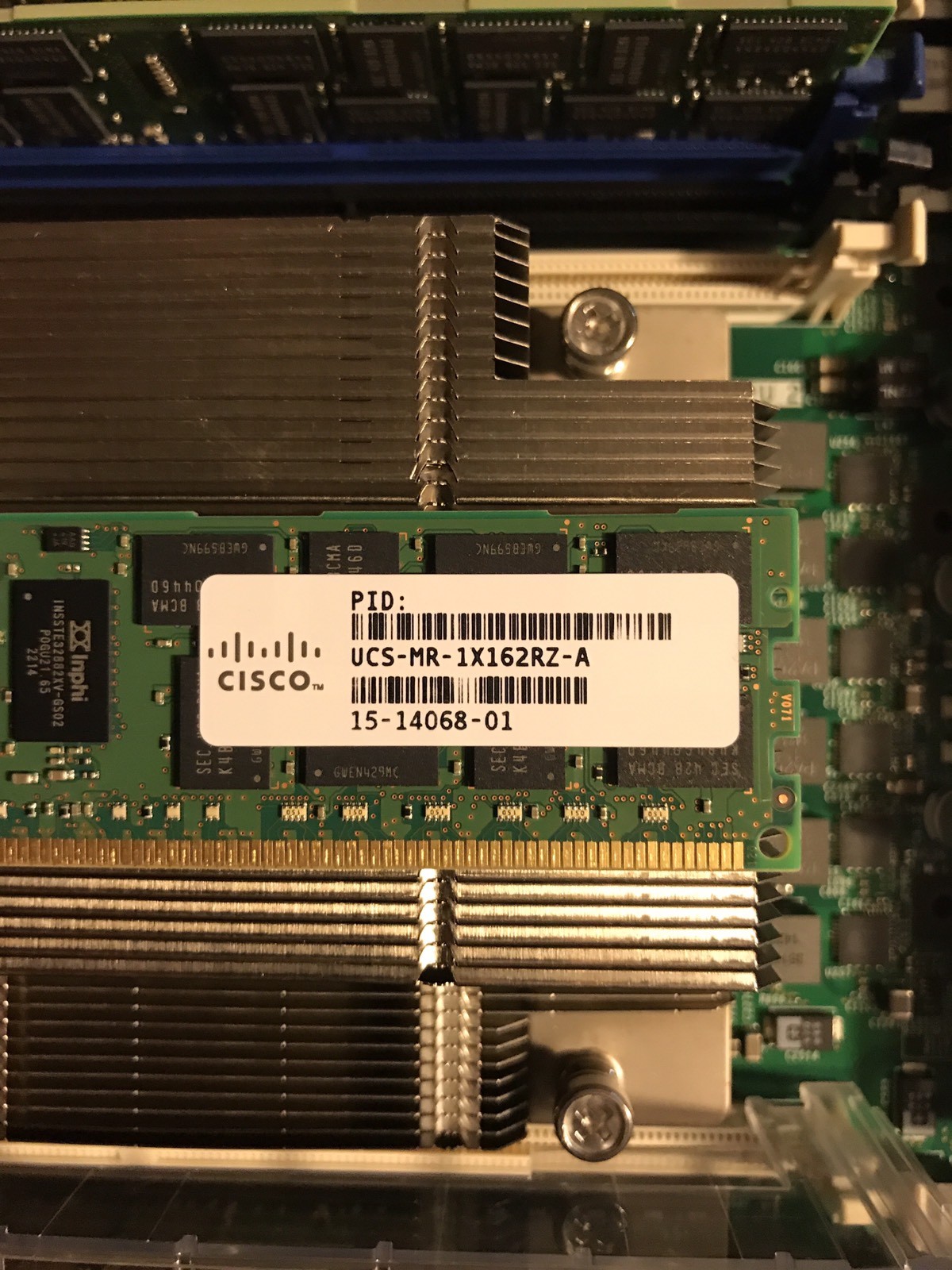 Cisco B200 M3 Two E5-2670V2 2.50GHz 64GB 1866MHz 2x 300GB VIC1240 Blade Server