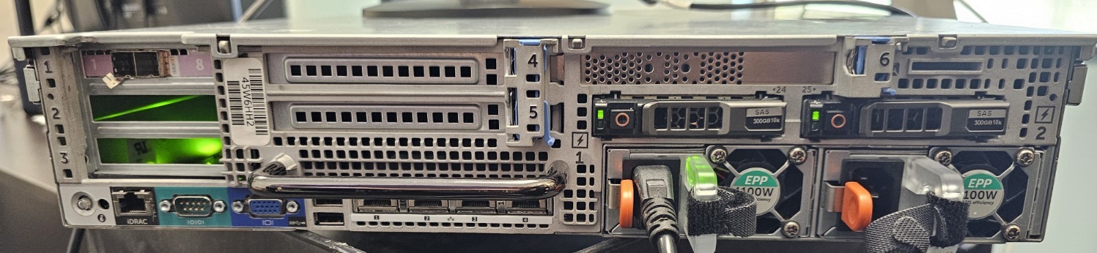 Dell PowerEdge R730xd-32gb RAM-2×XEON 2690v4-H730P Raid-22×sas300gb-4x480gb SSD