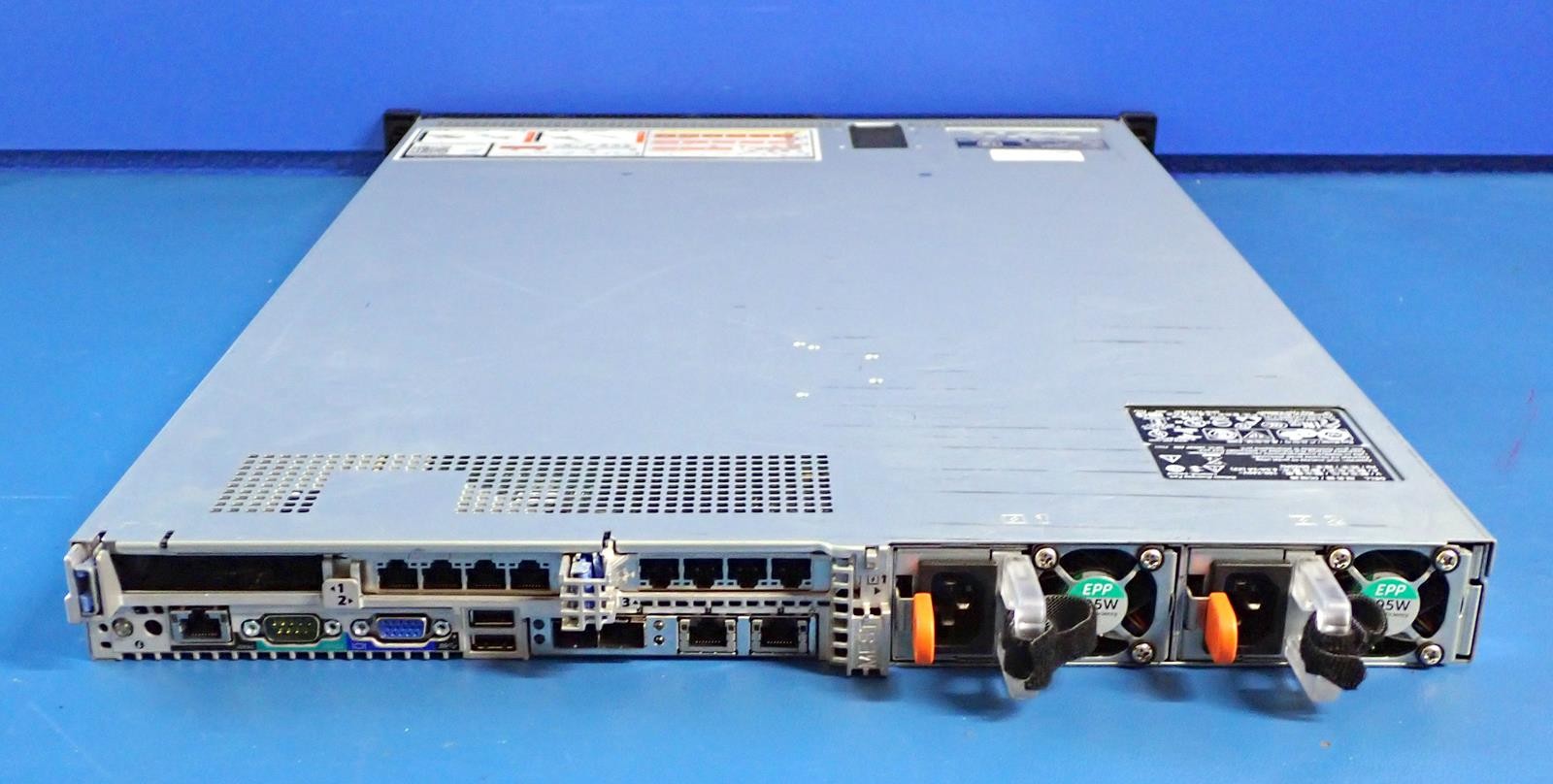 DELL POWEREDGE R630 2x Intel Xeon E5-2667 v4 128GBGB DDR4 RAM, PERC H330 Mini