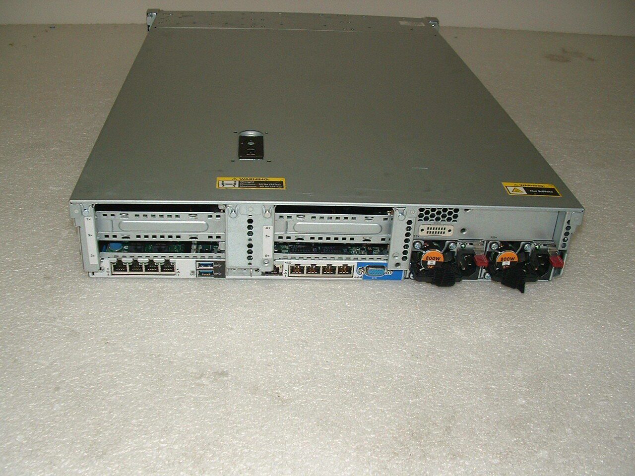 HP Proliant DL380 G9 2x E5-2630 V3 2.4Ghz 16-Cores 32GB P440ar 2x 300gb 2x 750w