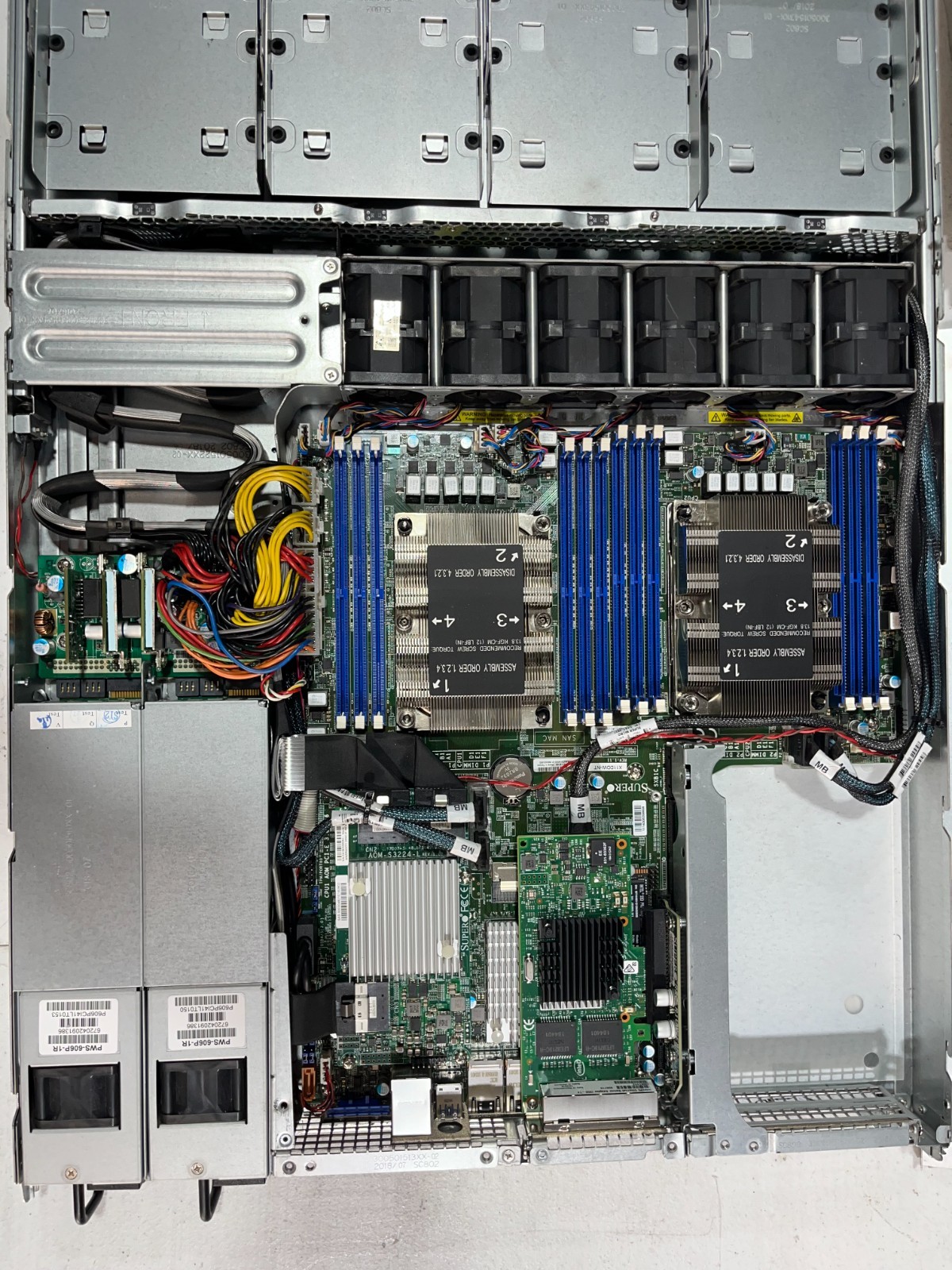 SUPERMICRO SSG-6019P-ACR12L 802TS-6 (2x) XEON SILVER 4100 – NO RAM HDD SSD RACKS