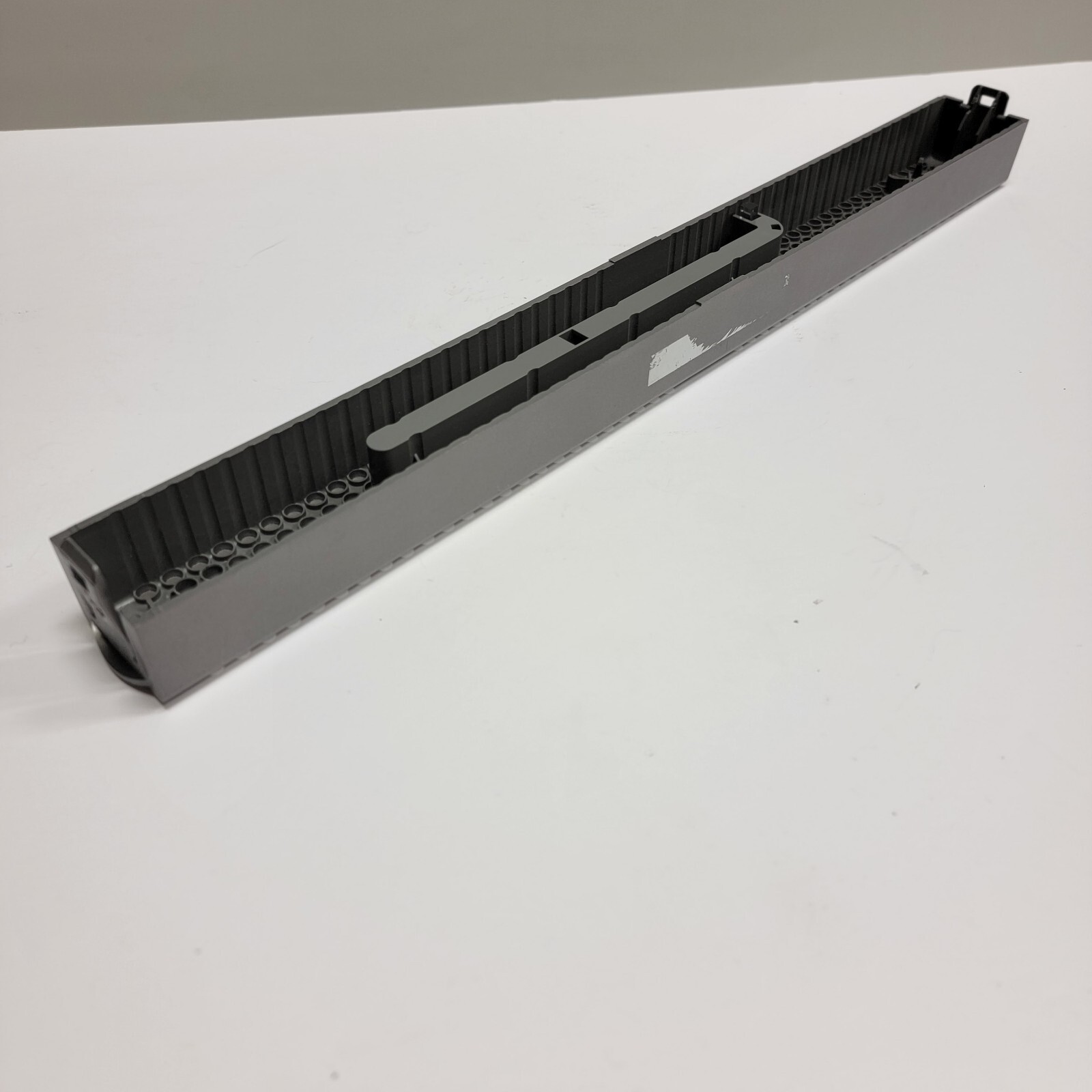 ORIGINAL REMOVABLE FRONT FACEPLATE BEZEL COVER – Dell PowerEdge R200 SVP