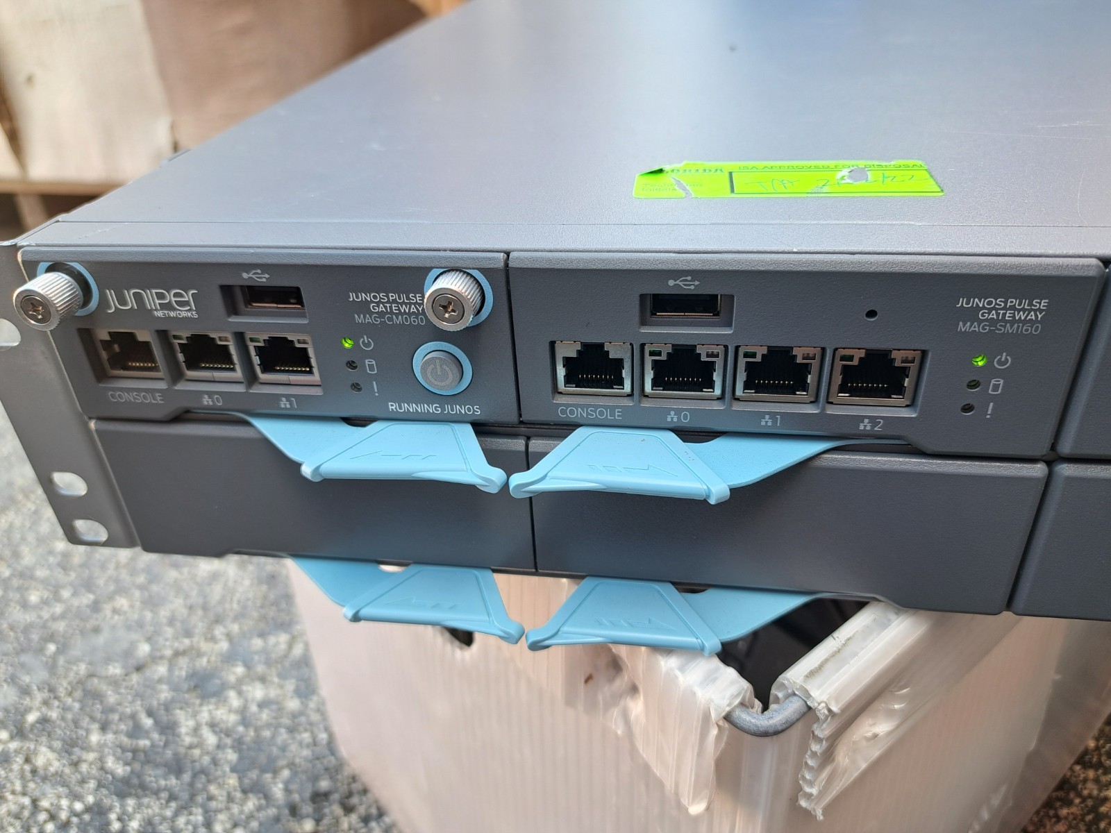 Juniper MAG6611 Pulse Secure Remote Access Server with 2x MAG-SM160 & 1x SM060