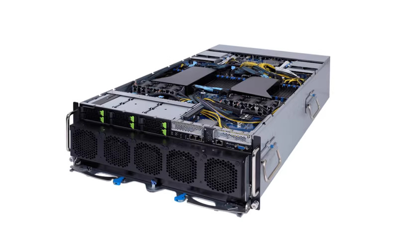 Gigabyte G492-ZD2 8GPU SXM4 Server 6×2.5″ 4x3000W PSU Support EPYC 7003 CPU