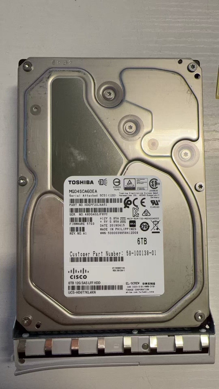 CISCO UCS-HD6T7KL4KN 6TB 12G SAS LFF HDD MG04SCA60EA HDEPF20JAA51