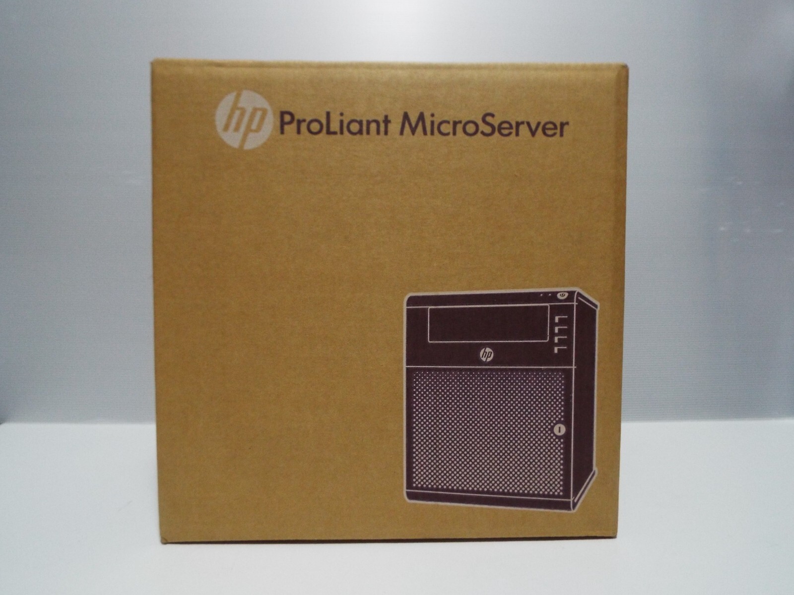 NEW HP ProLiant MicroServer G7 N54L CPU Turion II Neo N54L 250GB Server Sealed