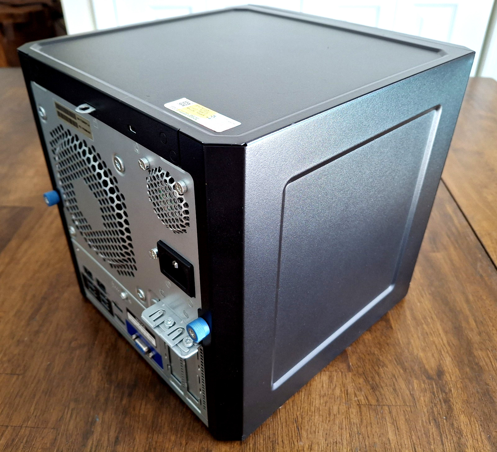 HPE Proliant Gen10 Microserver AMD Opteron X3421, 32GB-RAM HDD-2T (Ready to USE)