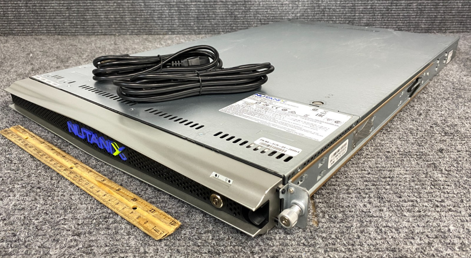 Nutanix NX-UDS-1NL3-G5 Server w/ 2x Xeon E5-2699, No RAM, 64GB iSLC, 2x PSU