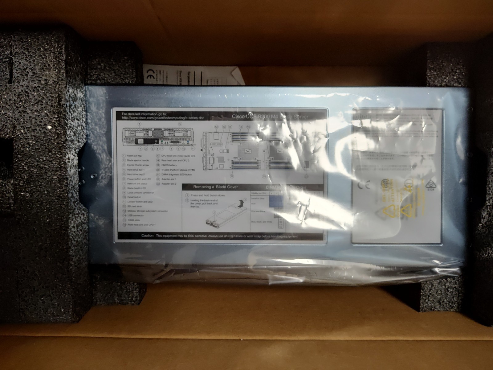 Cisco UCSB-B200-M 4Dual Xeon E5-2690 V4 And MLOM Card No memory