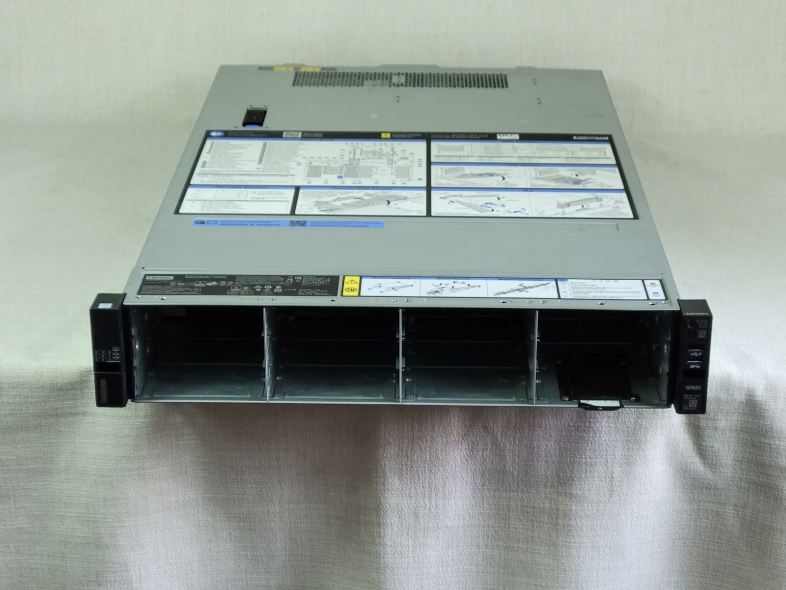 Lenovo ThinkSystem SR650 2U 12x 3.5” Server 2x 10C Gold 5115 2.4GHz 64GB 930-16i