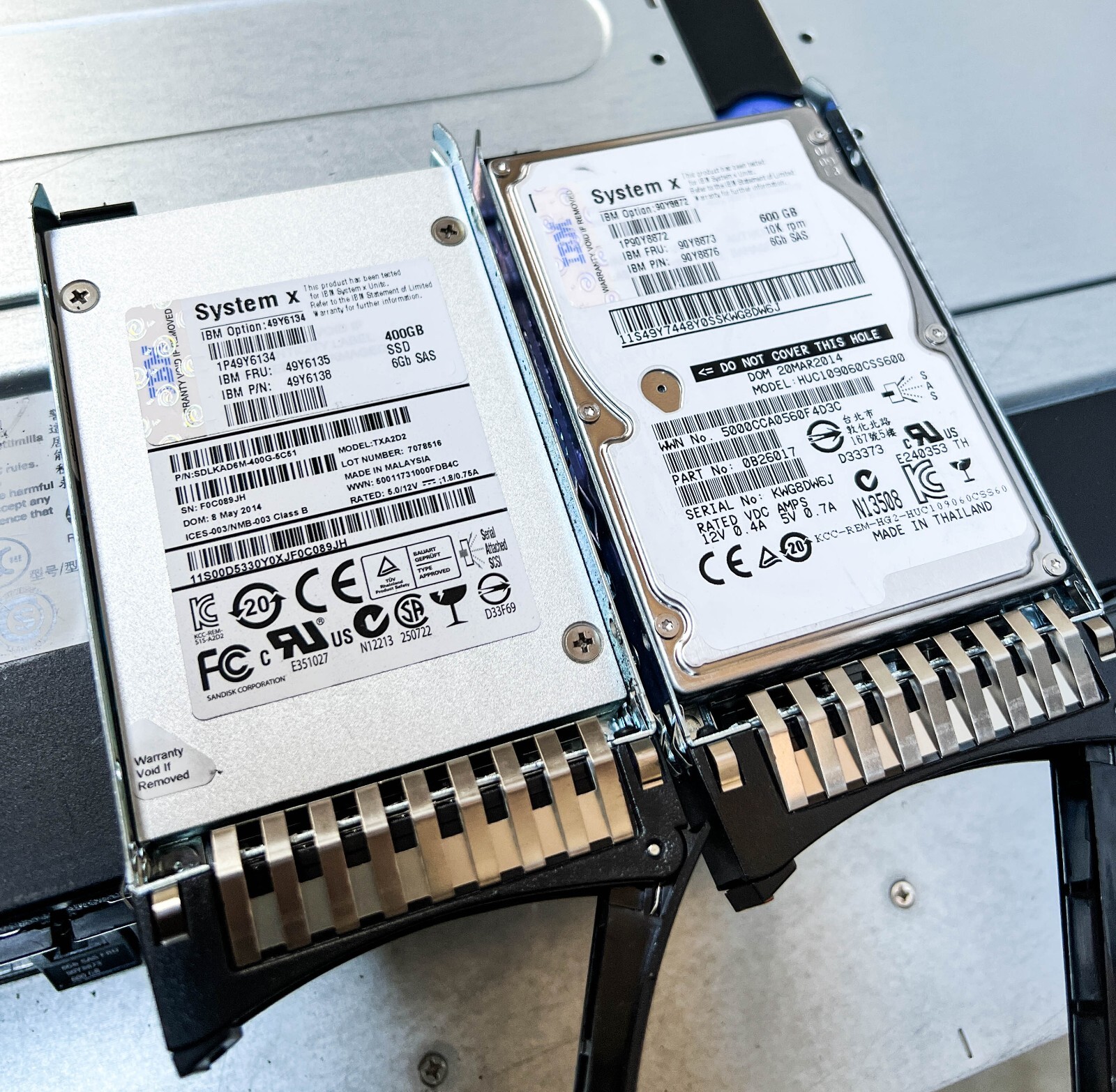 IBM System X3650 M4 | 2x Xeon E5-2643 v2 @3.5GHz 48GB 5x400GB SSD 9x600GB 2xPSU