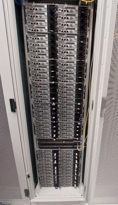 Lot 9 Supermicro F617R2-F73 4U 8x server Dual E5-2660 32GB 2×2.5 Hotplug 2×3.5