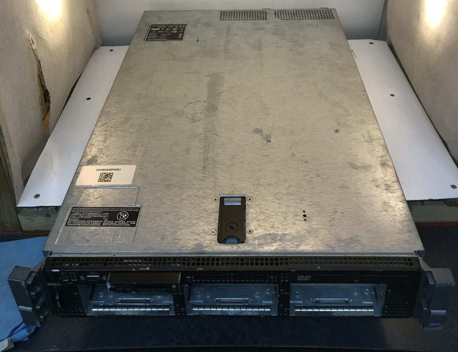 DELL POWEREDGE SERVER R710 2x XEON E5620 2.40GHz 24gb NO RAM HDD/OS Boot to BIOS