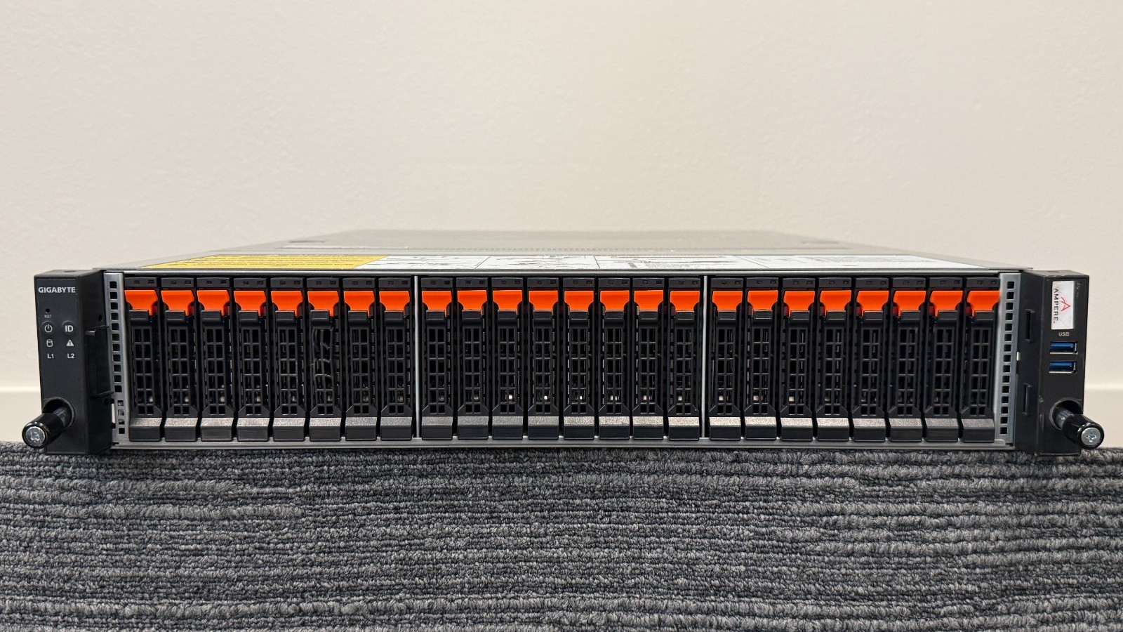 Gigabyte R272-P30 Ampere Altra 2U Server 128GB 16.32TB NVMe
