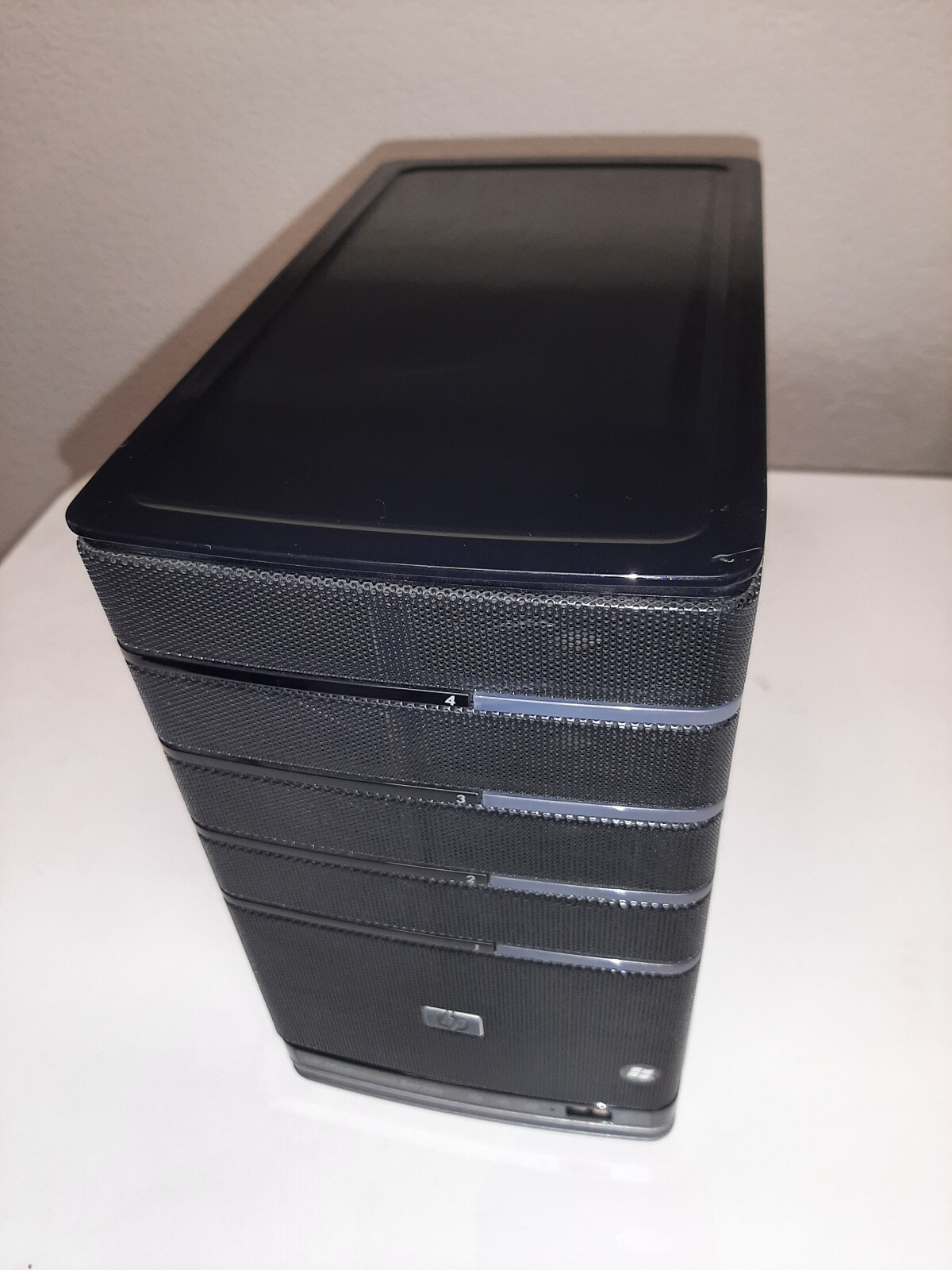 HP MediaSmart EX490 Windows 2.5 Tb NAS Network Storage Server