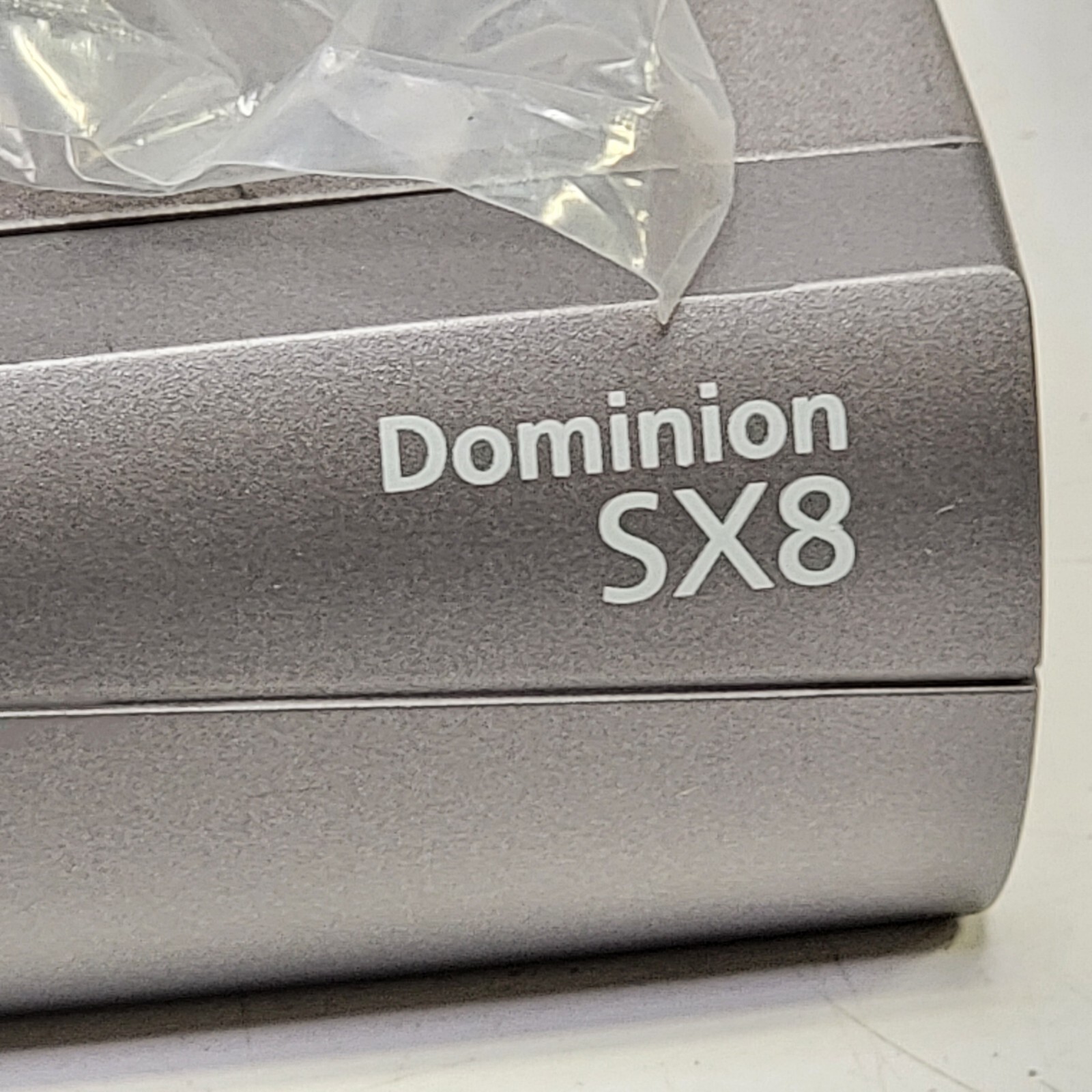 Raritan Dominion SX8 SXA-8 DSXA-8 Ethernet 8-Port IT Network Console Server