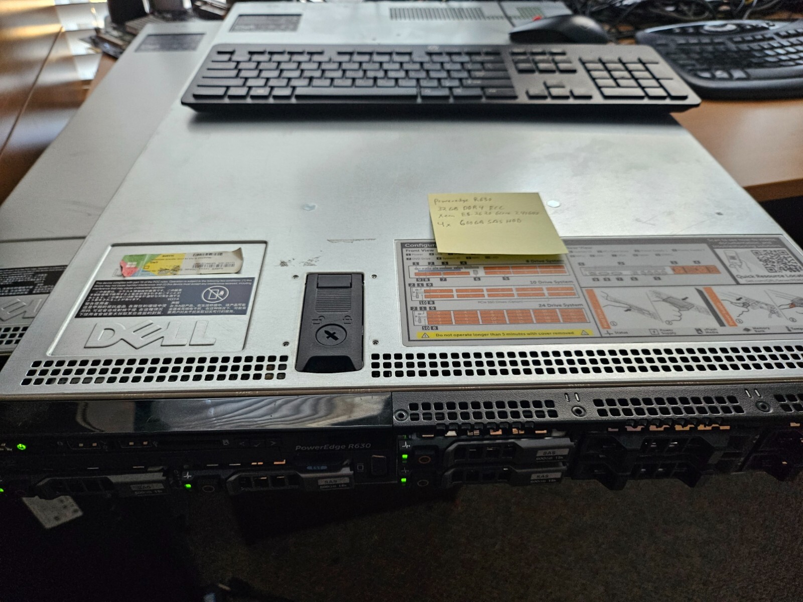 DELL R630 Server Xeon E5-2620v3 2.4GHz 32GB H730 4x 600GB SSD Quad Gigabit NIC