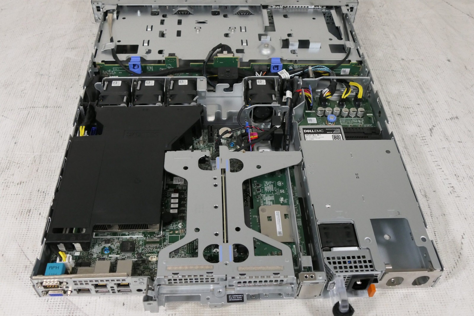 Dell PowerEdge R350 4LFF Xeon E-2314 2.8Ghz / 32GB DDR4 / H345 / 600w