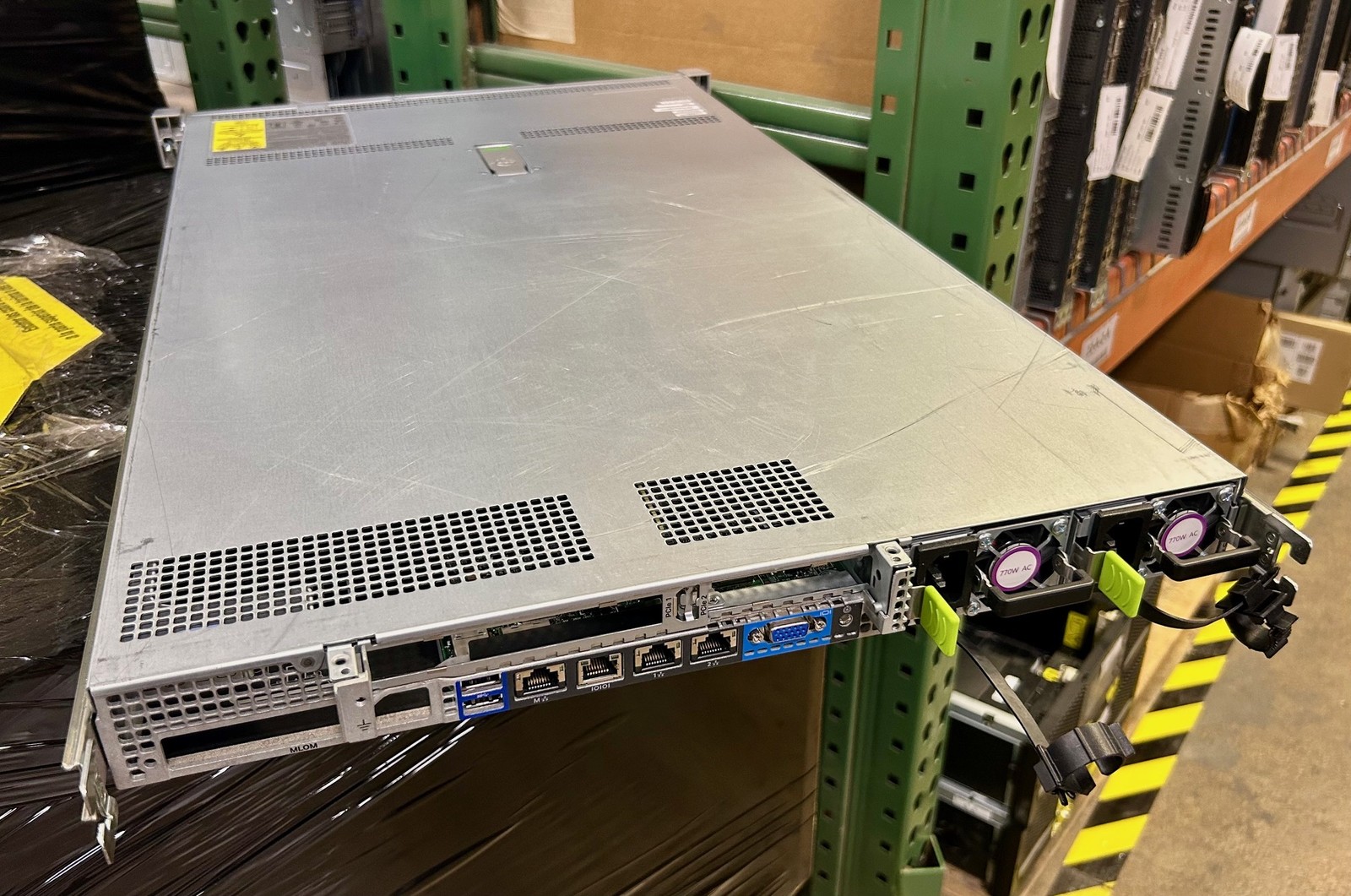Cisco UCSC-C220-M4S UCS C220 M4 Server