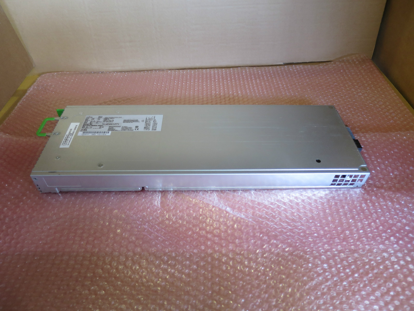 Fujitsu PRIMERGY CX2550 M1 no CPU -0 MB – 0 GB Node Server S26361-K1531-V100