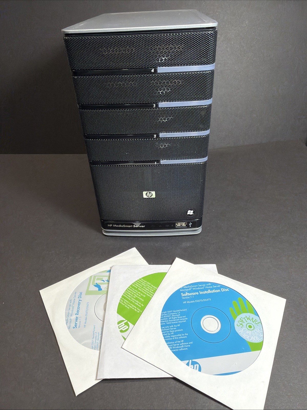 HP EX470 MediaSmart Server – Powers on Properly and No Hard Drive Included