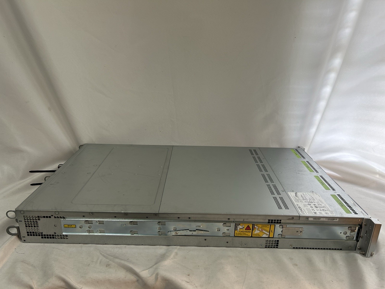 Cohesity C4500-SFP-1 w/1 Node 2x Silver 4208 CPUs No RAM No Drives – Dual AC PWR