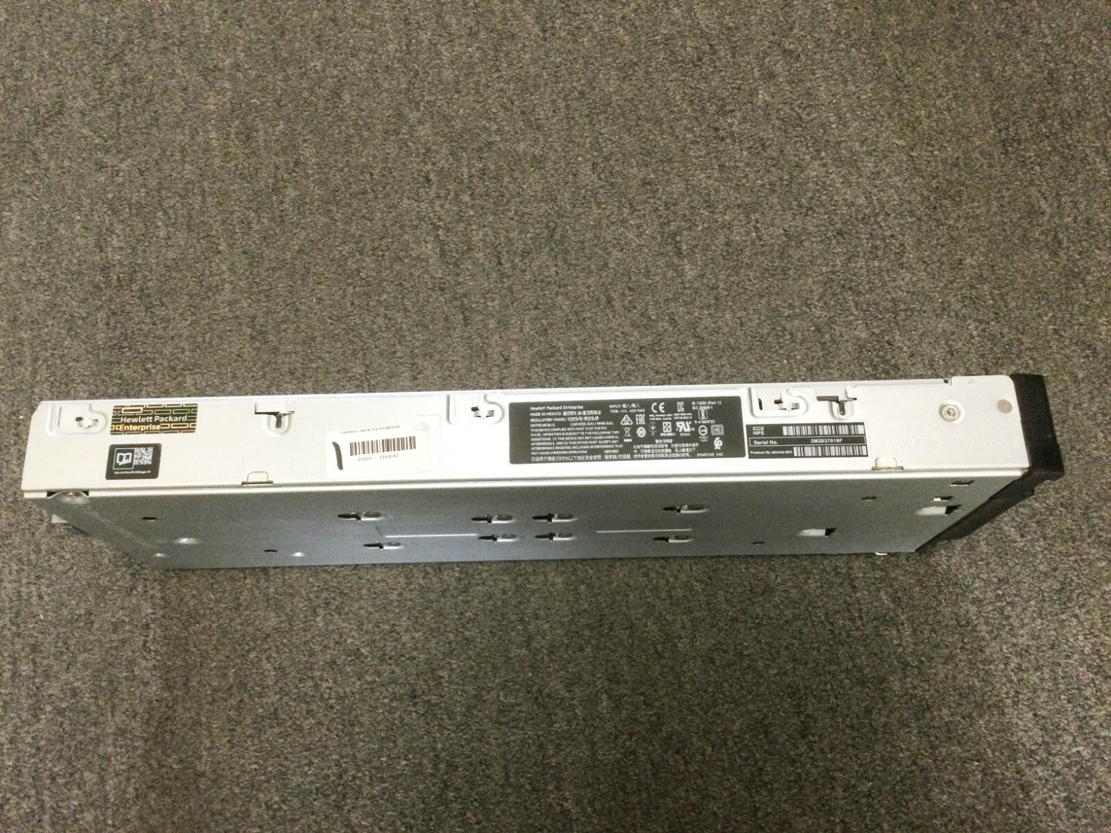 HPE PROLIANT BL460C GEN10 10GB/20GB FLEXIBLELOM CTO BLADE SERVER 863442-B21