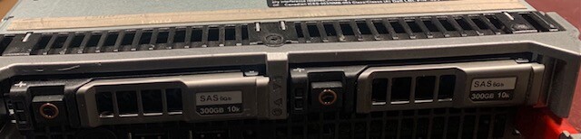 Dell PowerEdge M620 Blade Server 0F9HJC 2*E5-2640 WITH 2 X CADDY