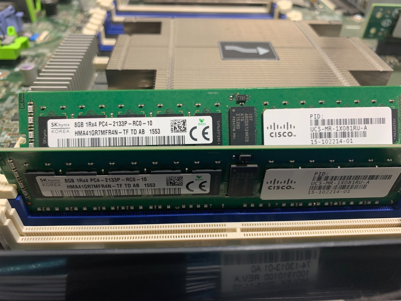 CISCO USC C220 M4 Server/ 16Gb RAM/ 3x 600Gb HDD SAS / Xeon 2.4 GHz/ 2x PSU