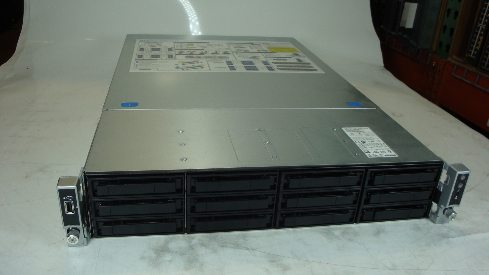 Intel R2312WF0NPR 2U 12BAY 3.5in DUAL SCALABLE RACKMOUNT SERVER