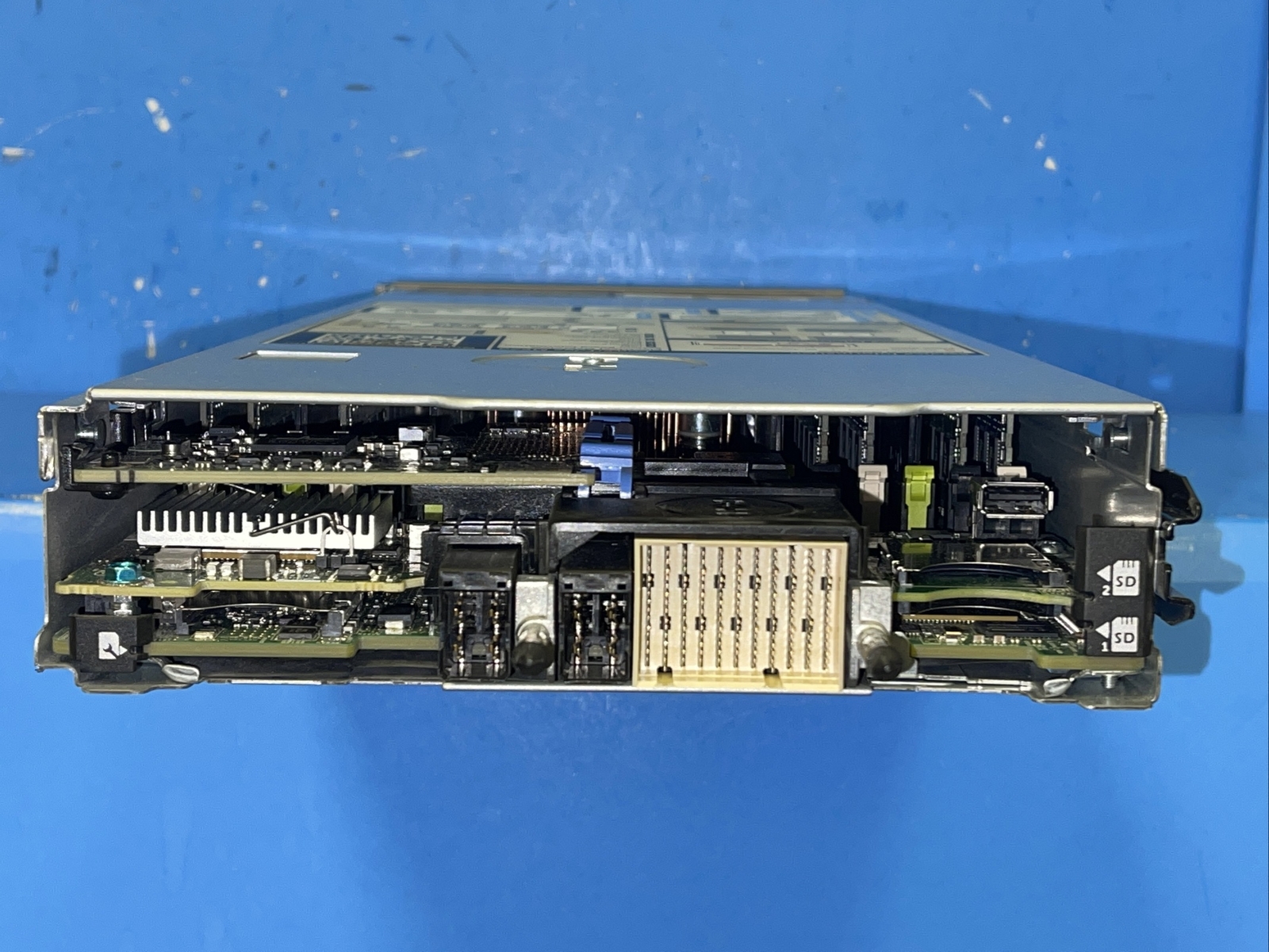 Dell PowerEdge M620 Blade Server HHB/0F9HJC E5-2640v2 2.00ghz/NO RAM/NO HDD